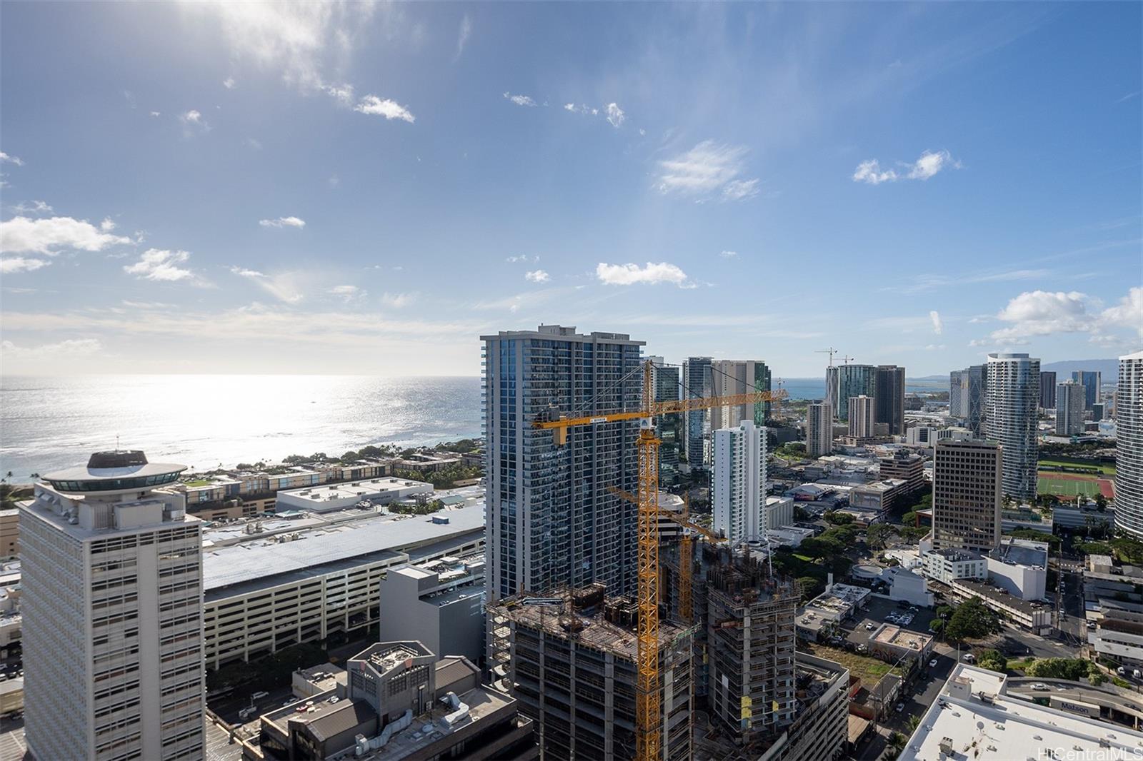 629 Keeaumoku Street Honolulu - Rental - photo 19 of 24