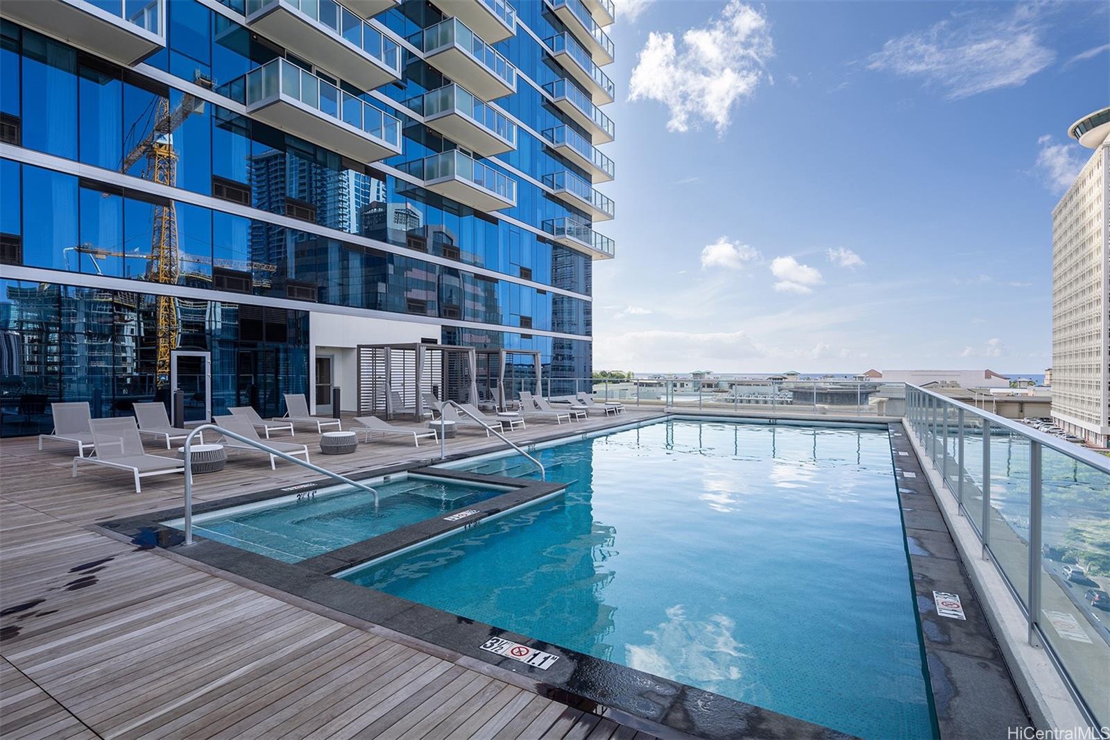 629 Keeaumoku Street Honolulu - Rental - photo 20 of 24