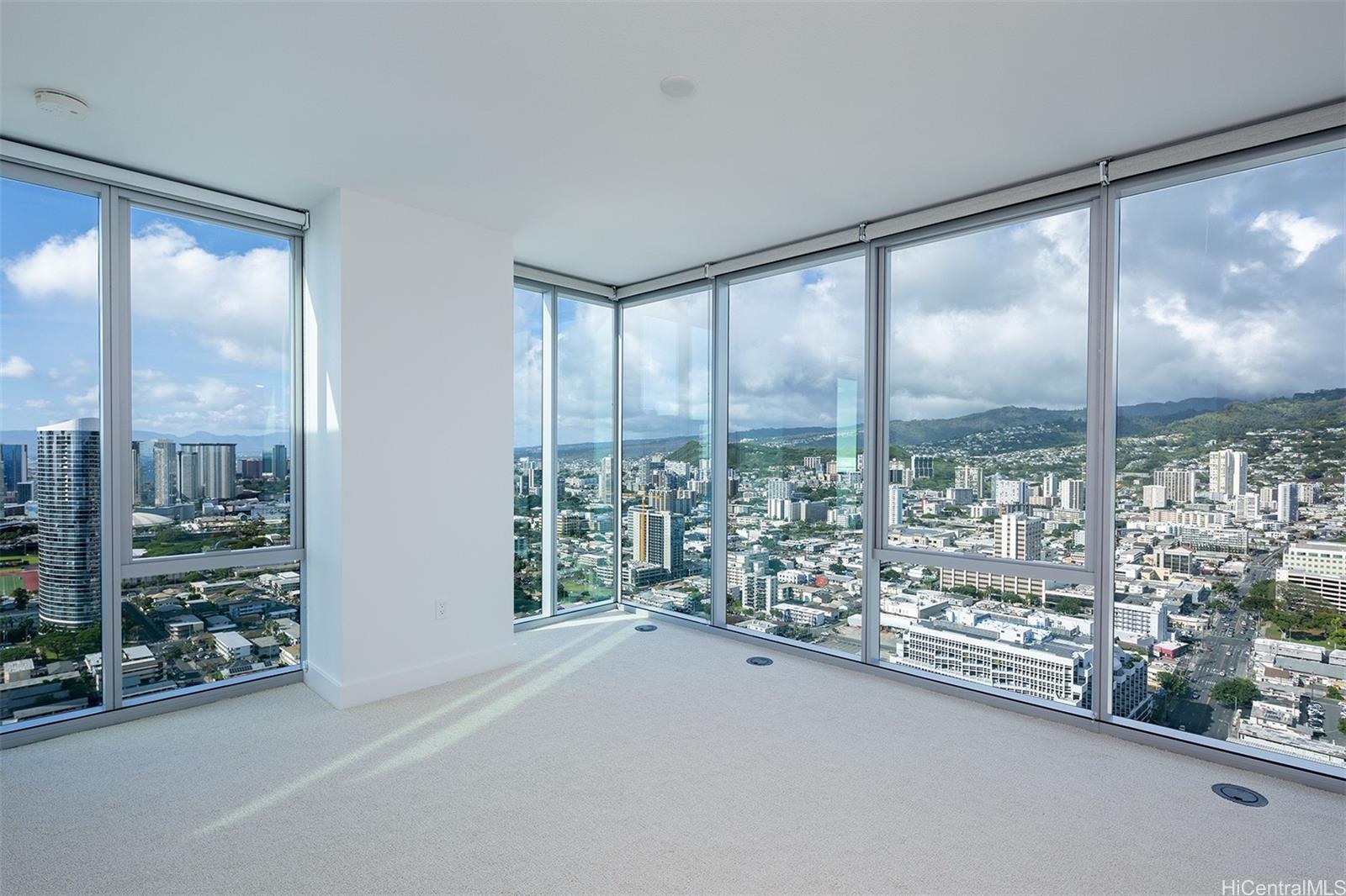 629 Keeaumoku Street Honolulu - Rental - photo 6 of 24