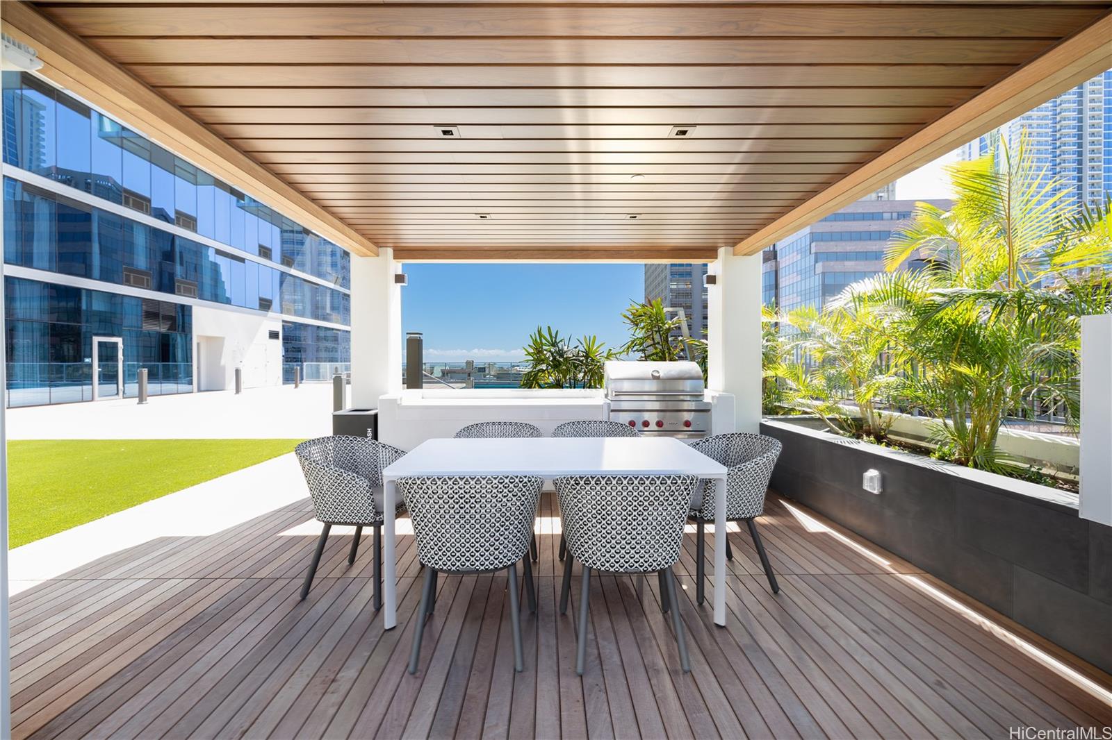 Azure Ala Moana condo # 3903, Honolulu, Hawaii - photo 19 of 21