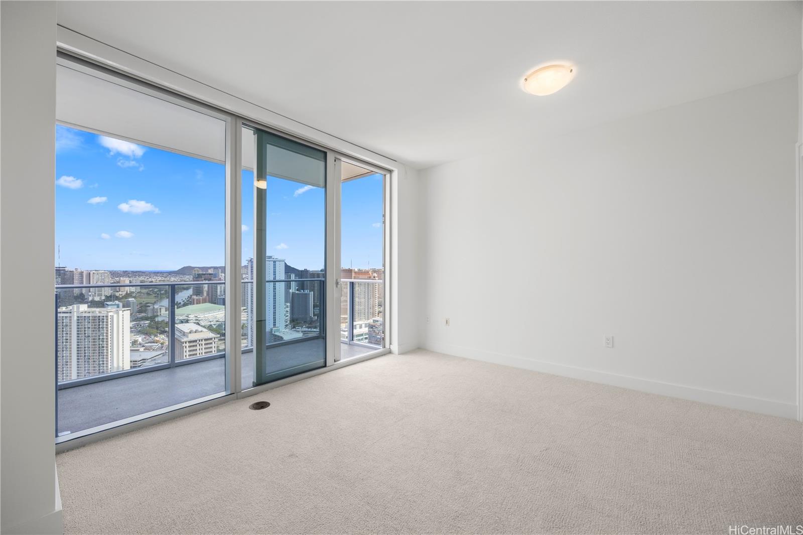 Azure Ala Moana condo # 3903, Honolulu, Hawaii - photo 5 of 21