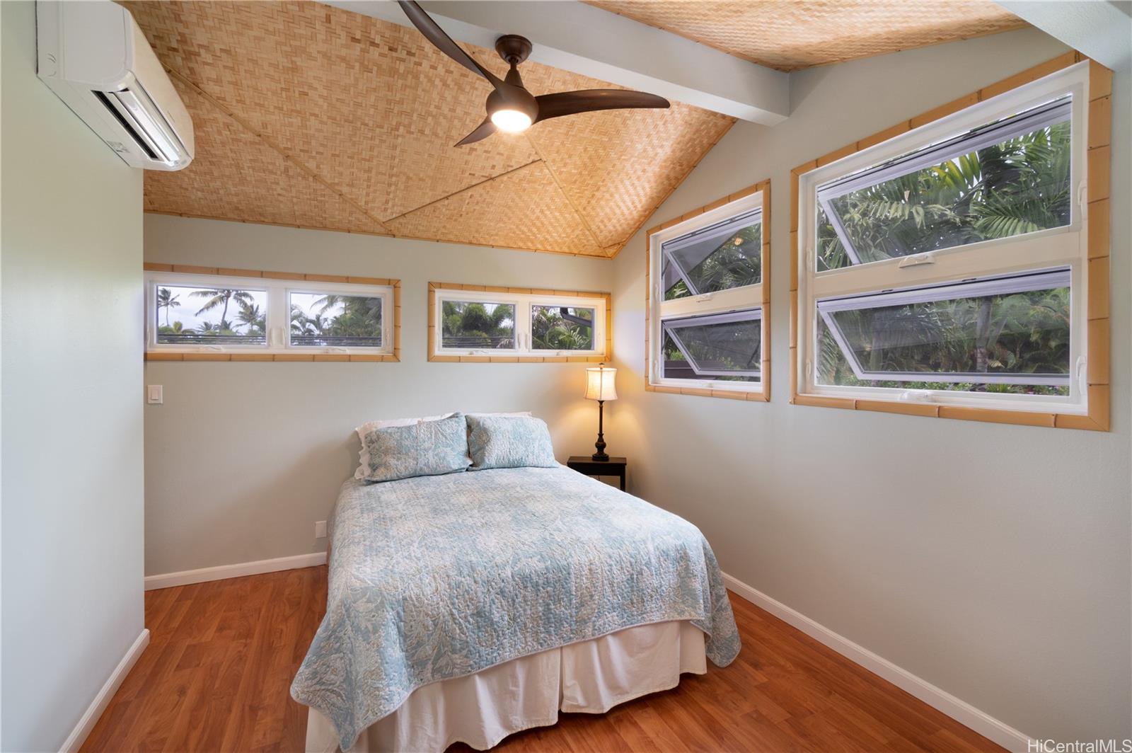 63 S Kalaheo Ave Kailua - Rental - photo 11 of 16