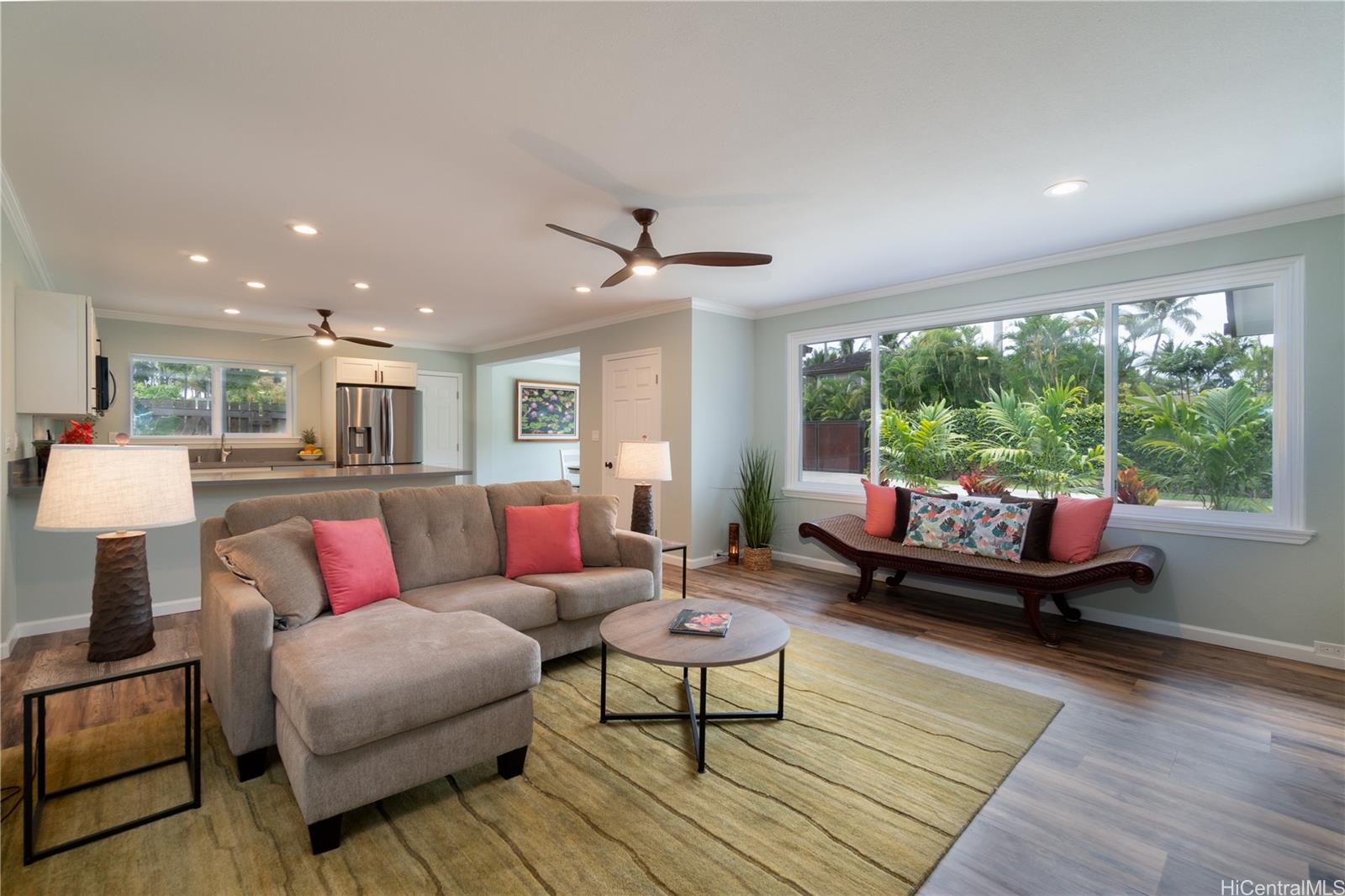 63 S Kalaheo Ave Kailua - Rental - photo 3 of 16