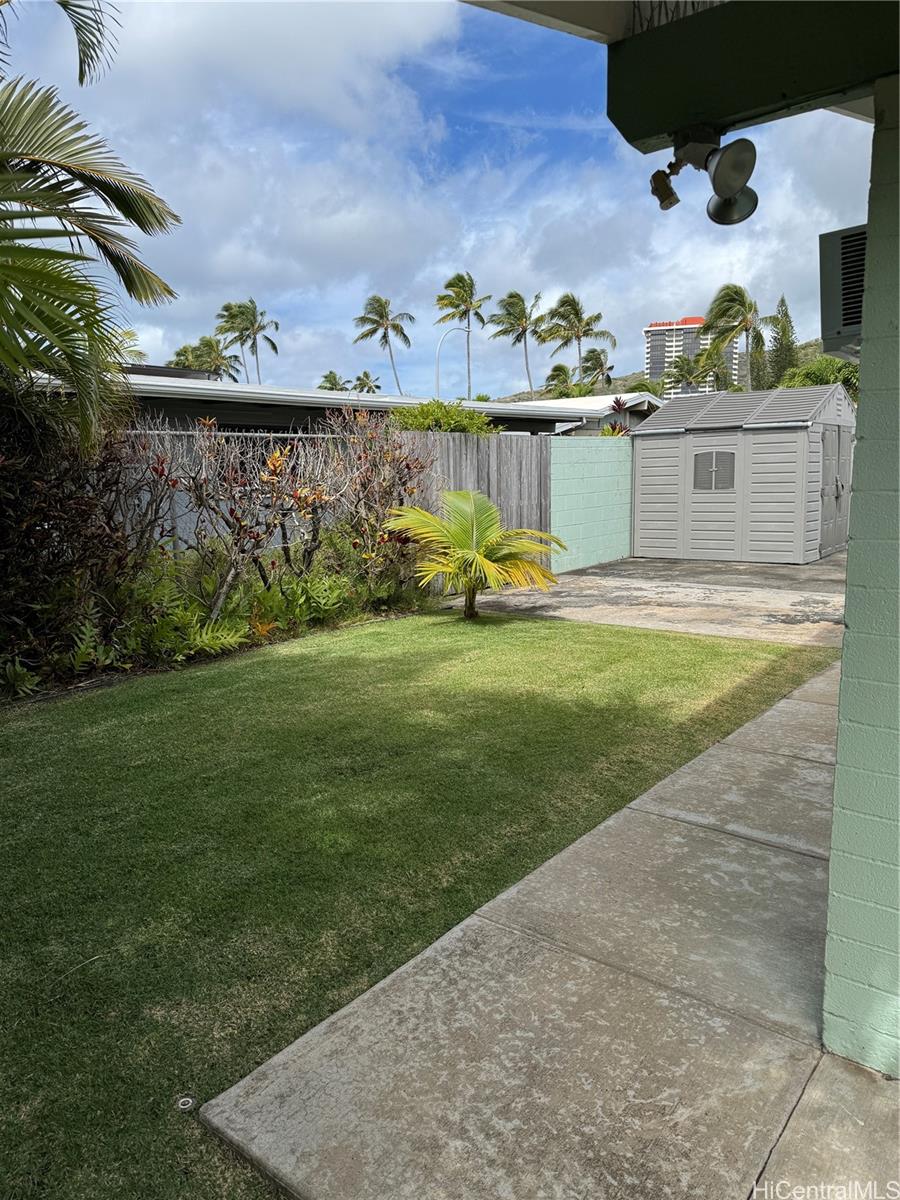 6307  Kaiwiki Place West Marina, Hawaii Kai home - photo 11 of 12