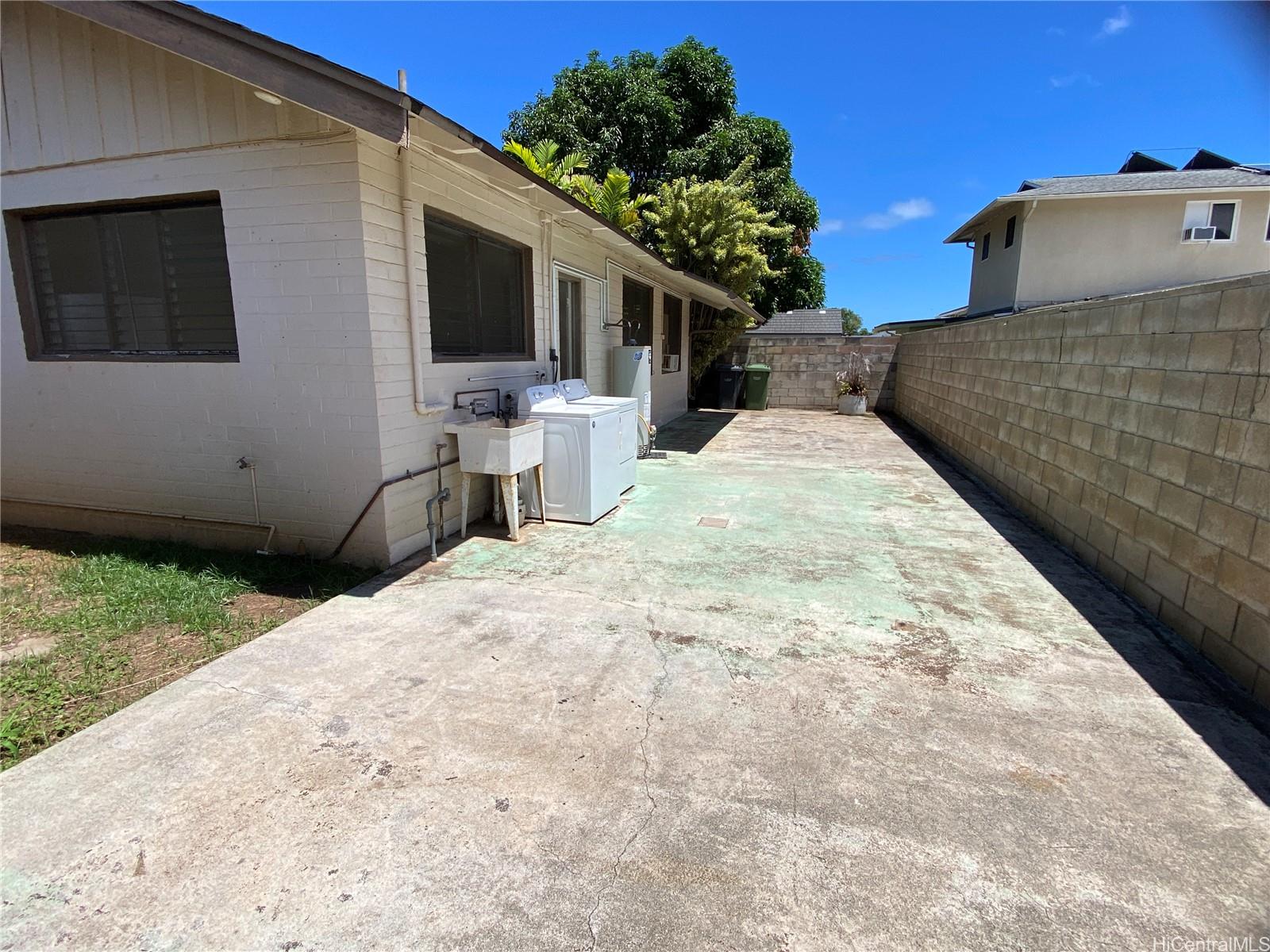 631  Punaa Street Coconut Grove, Kailua home - photo 14 of 17