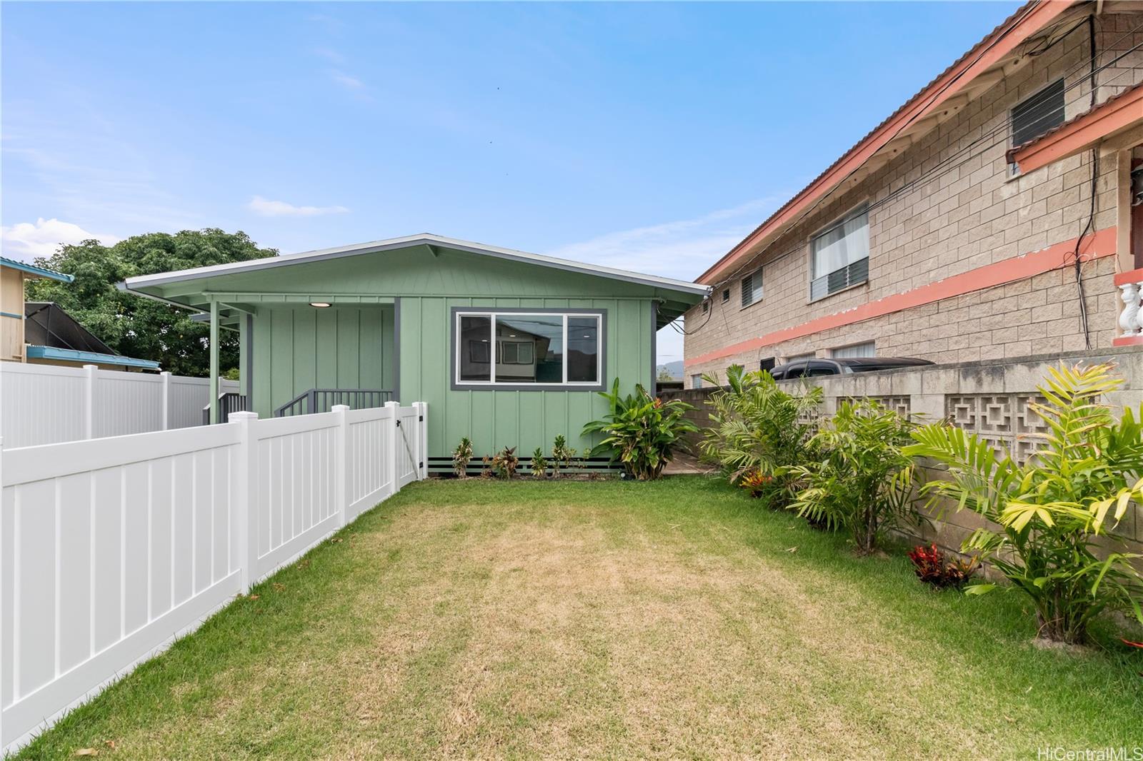 631  Punaa Street Coconut Grove, Kailua home - photo 15 of 16