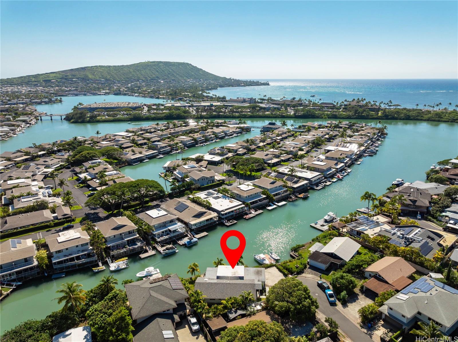 6312  Ookala Place West Marina, Hawaii Kai home - photo 2 of 24