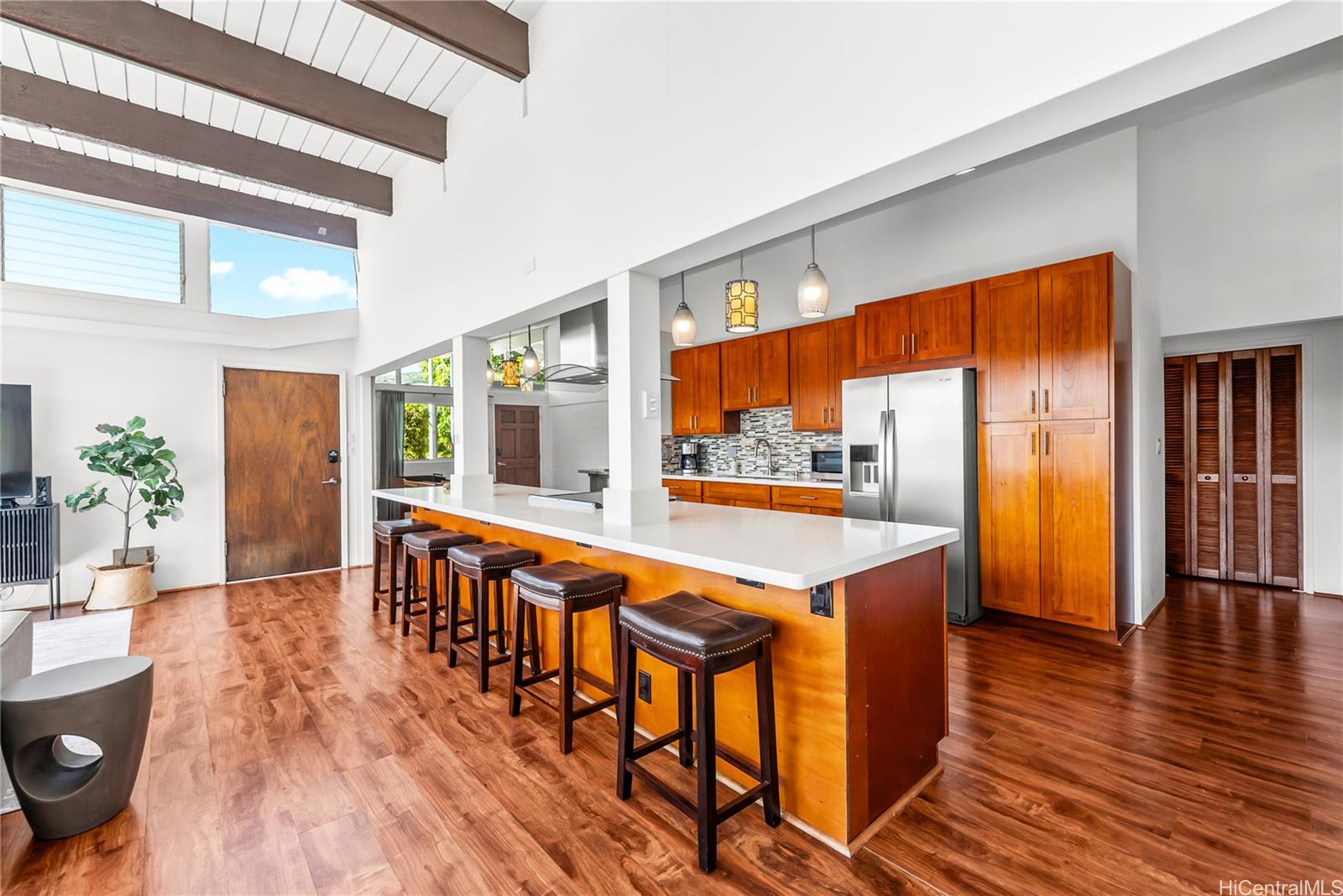 6312  Ookala Place West Marina, Hawaii Kai home - photo 7 of 24