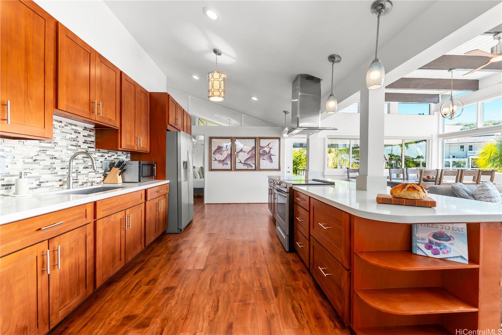 6312  Ookala Place West Marina, Hawaii Kai home - photo 8 of 24