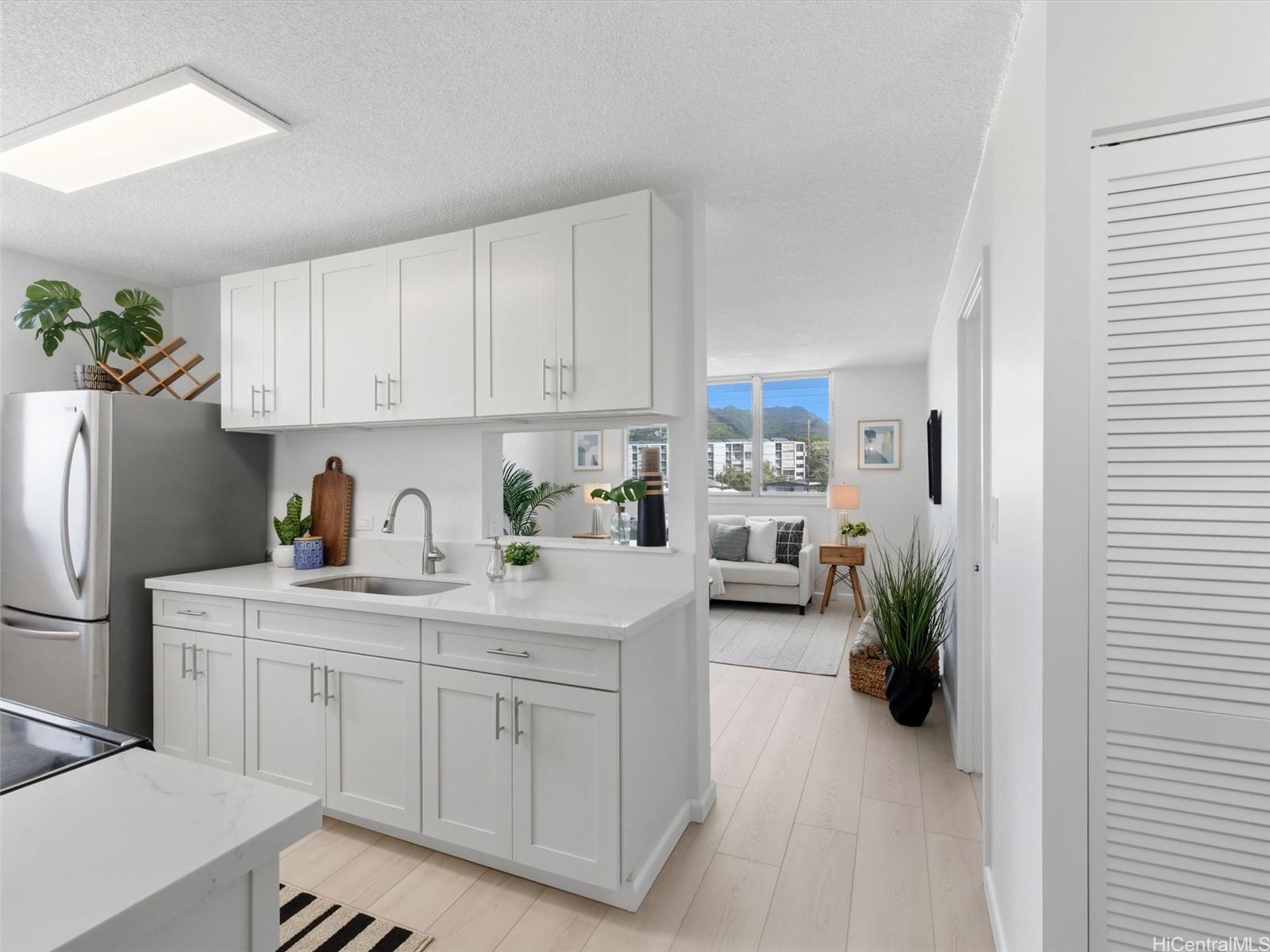 Nalanui Hale condo # 401, Honolulu, Hawaii - photo 4 of 20