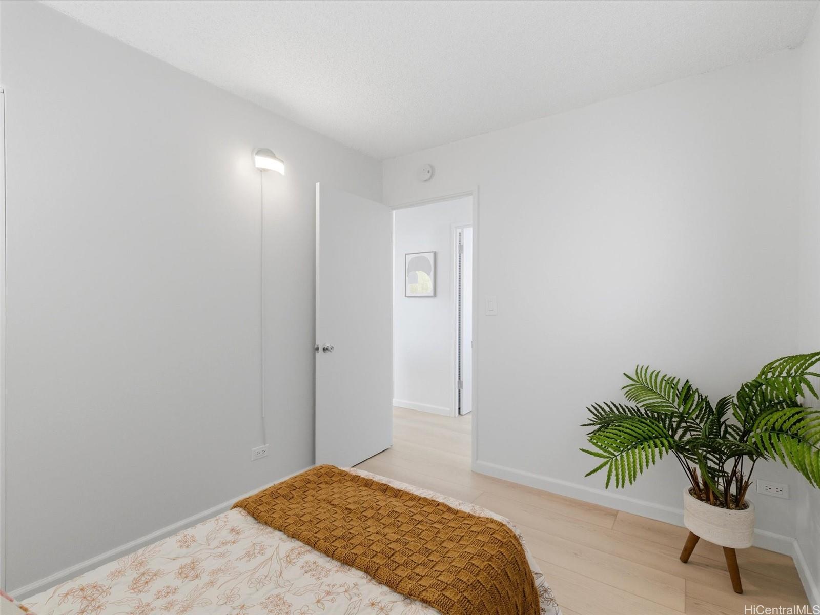 Nalanui Hale condo # 401, Honolulu, Hawaii - photo 9 of 20