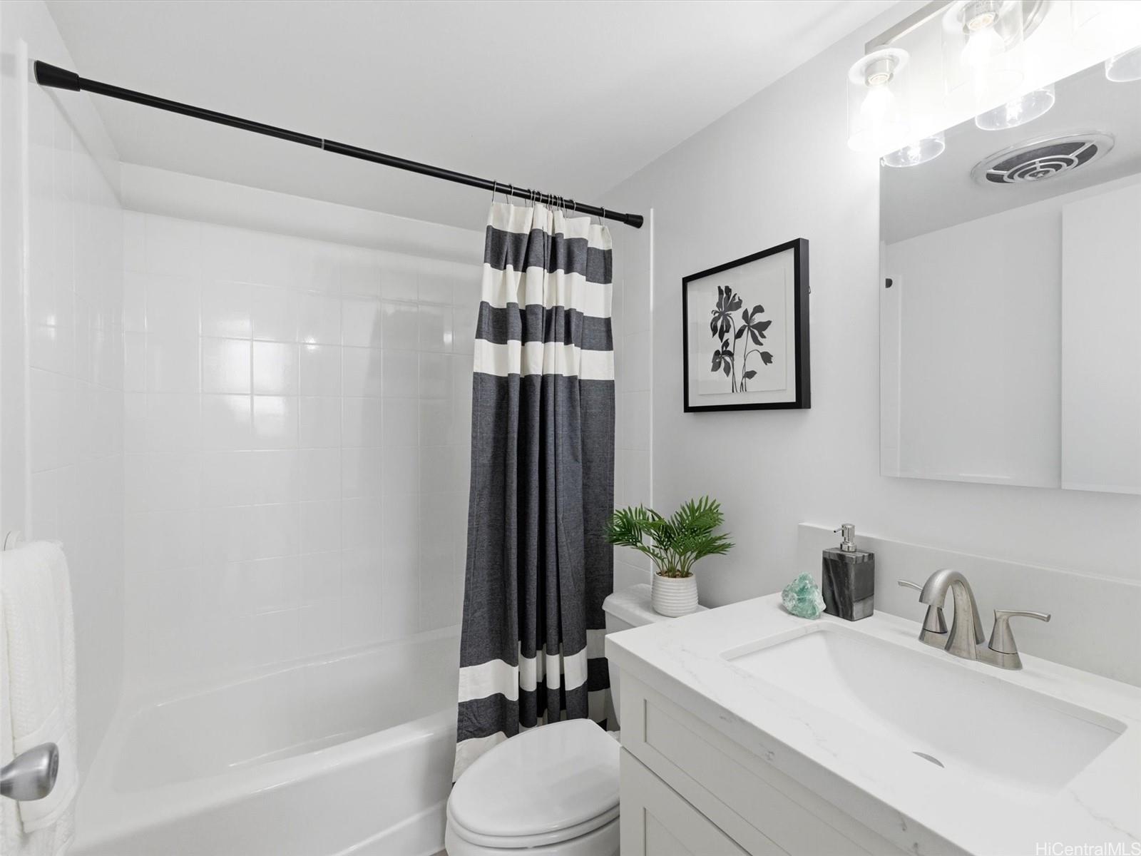 Nalanui Hale condo # 401, Honolulu, Hawaii - photo 10 of 20