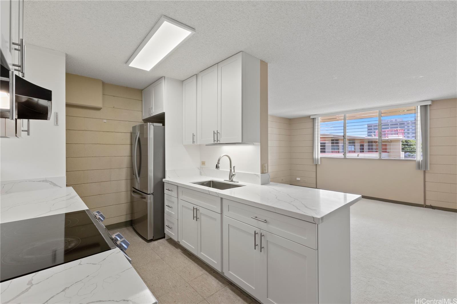 Nalanui Hale condo # 409, Honolulu, Hawaii - photo 4 of 15