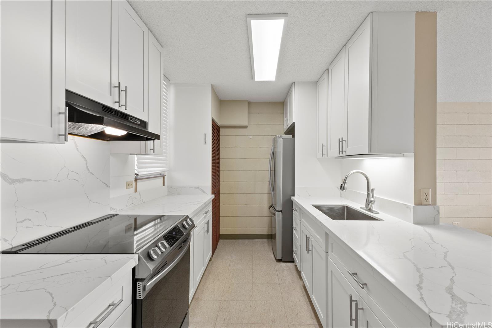 Nalanui Hale condo # 409, Honolulu, Hawaii - photo 5 of 15