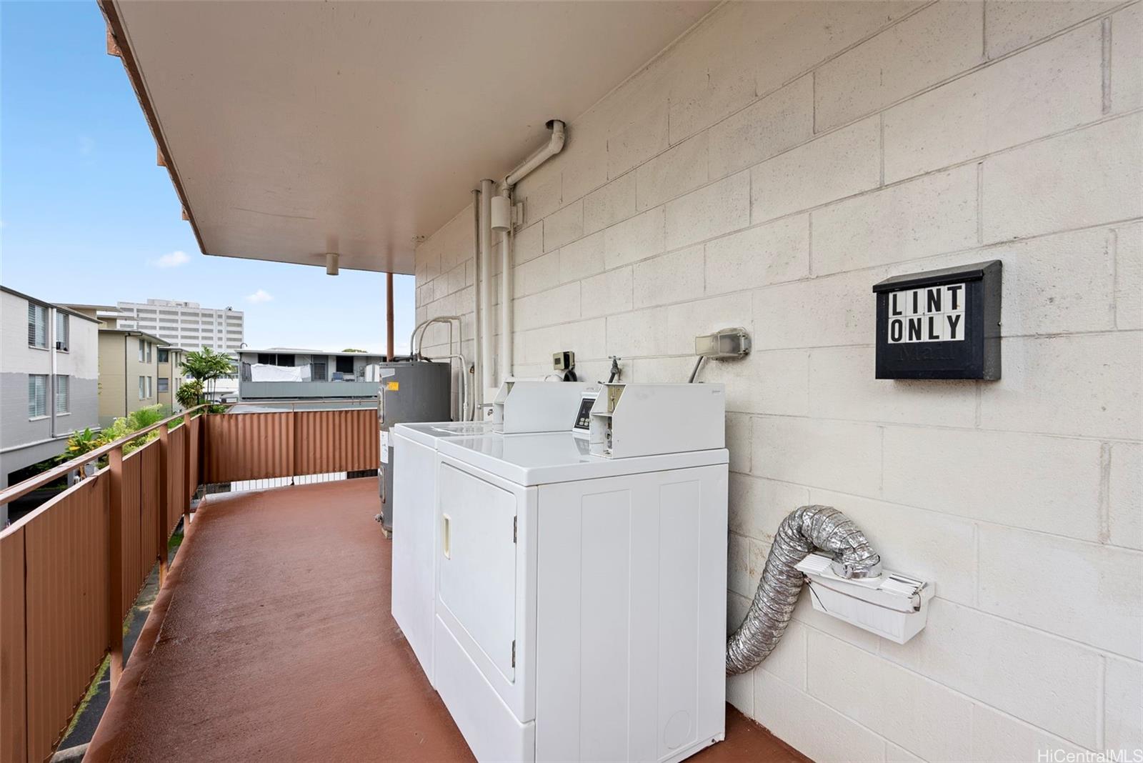 Nalanui Apts condo # 302, Honolulu, Hawaii - photo 11 of 14