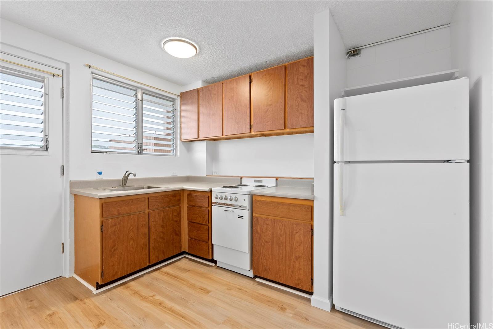 Nalanui Apts condo # 302, Honolulu, Hawaii - photo 8 of 14