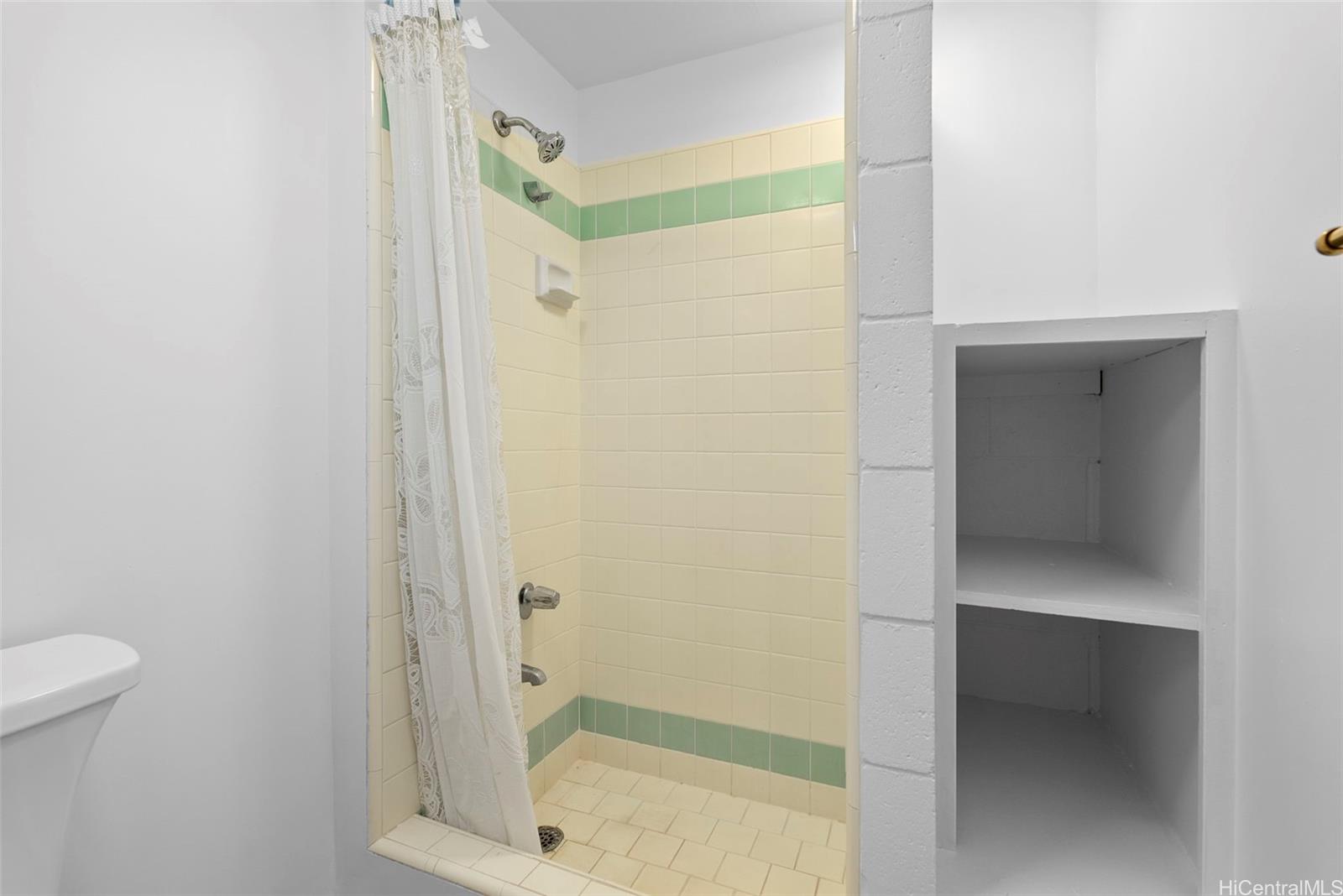 Nalanui Apts condo # 302, Honolulu, Hawaii - photo 10 of 14