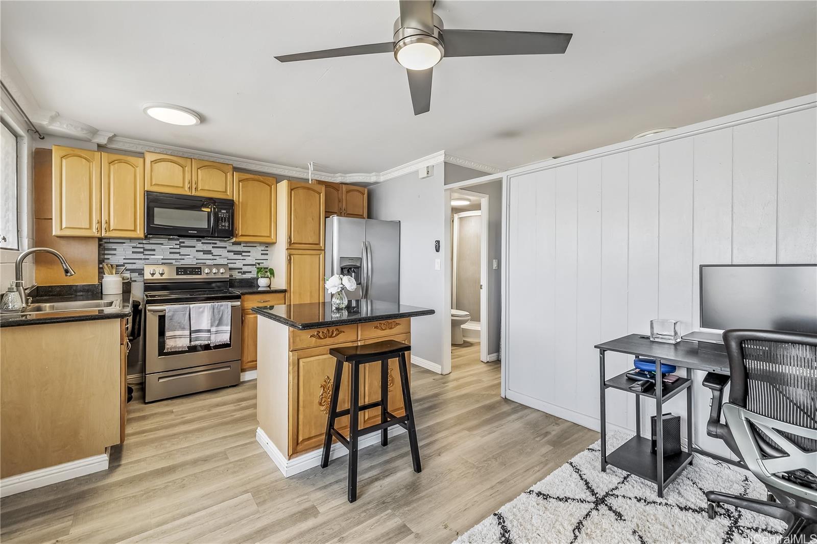 636 Nalanui Street townhouse # 404, Honolulu, Hawaii - photo 3 of 13