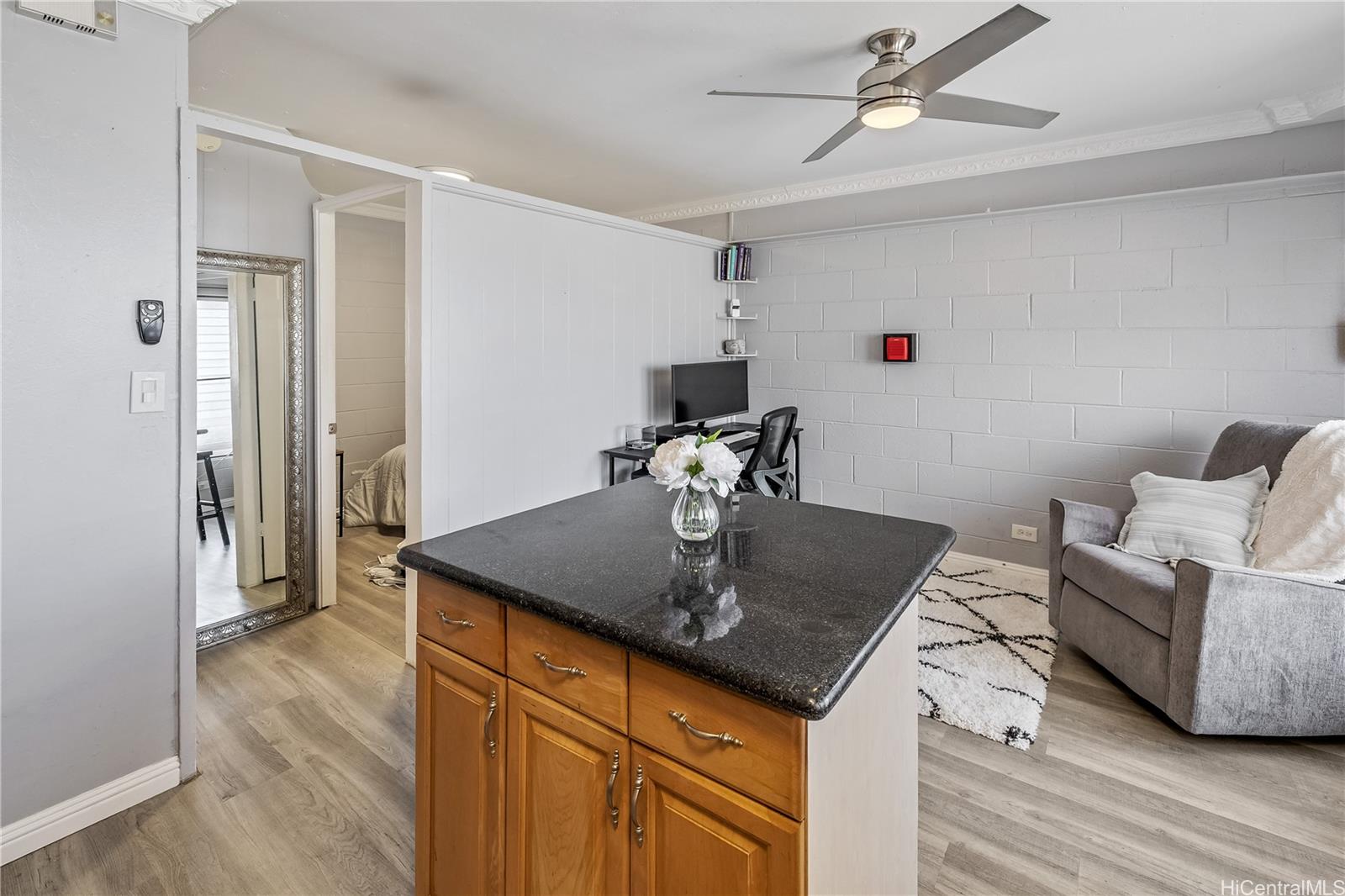 636 Nalanui Street townhouse # 404, Honolulu, Hawaii - photo 6 of 13