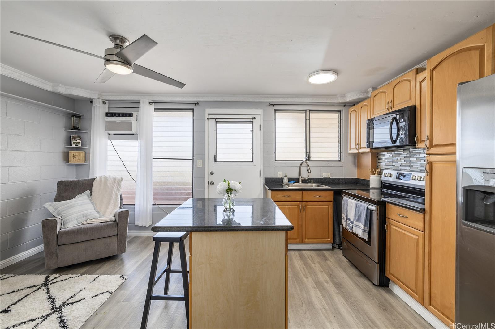 636 Nalanui Street townhouse # 404, Honolulu, Hawaii - photo 9 of 13