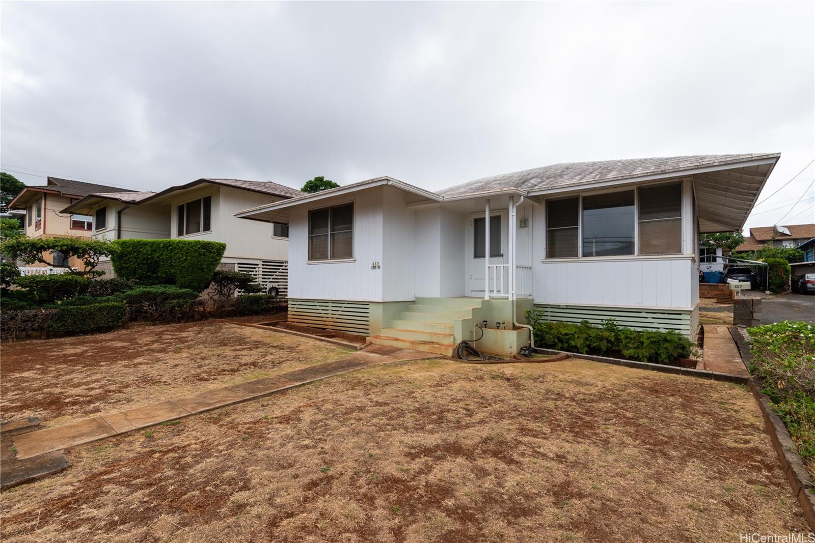 637  11th Ave Kaimuki, Diamond Head home - photo 2 of 13