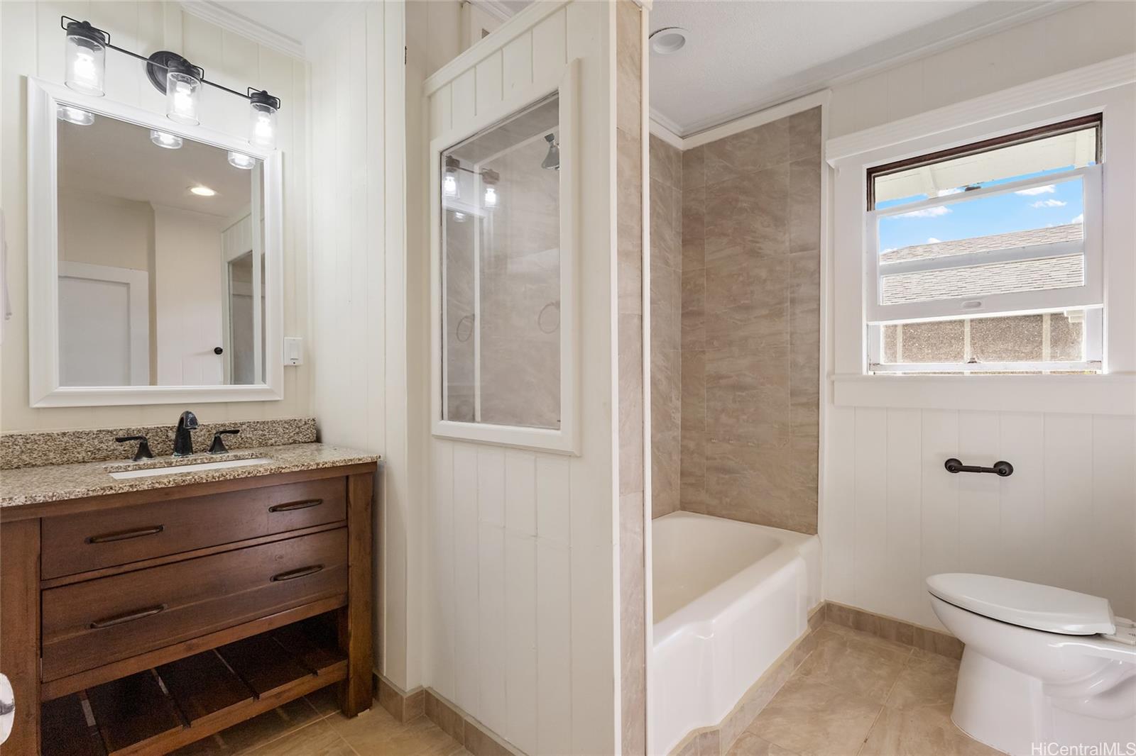 637  Kuaaina Way Coconut Grove, Kailua home - photo 9 of 25