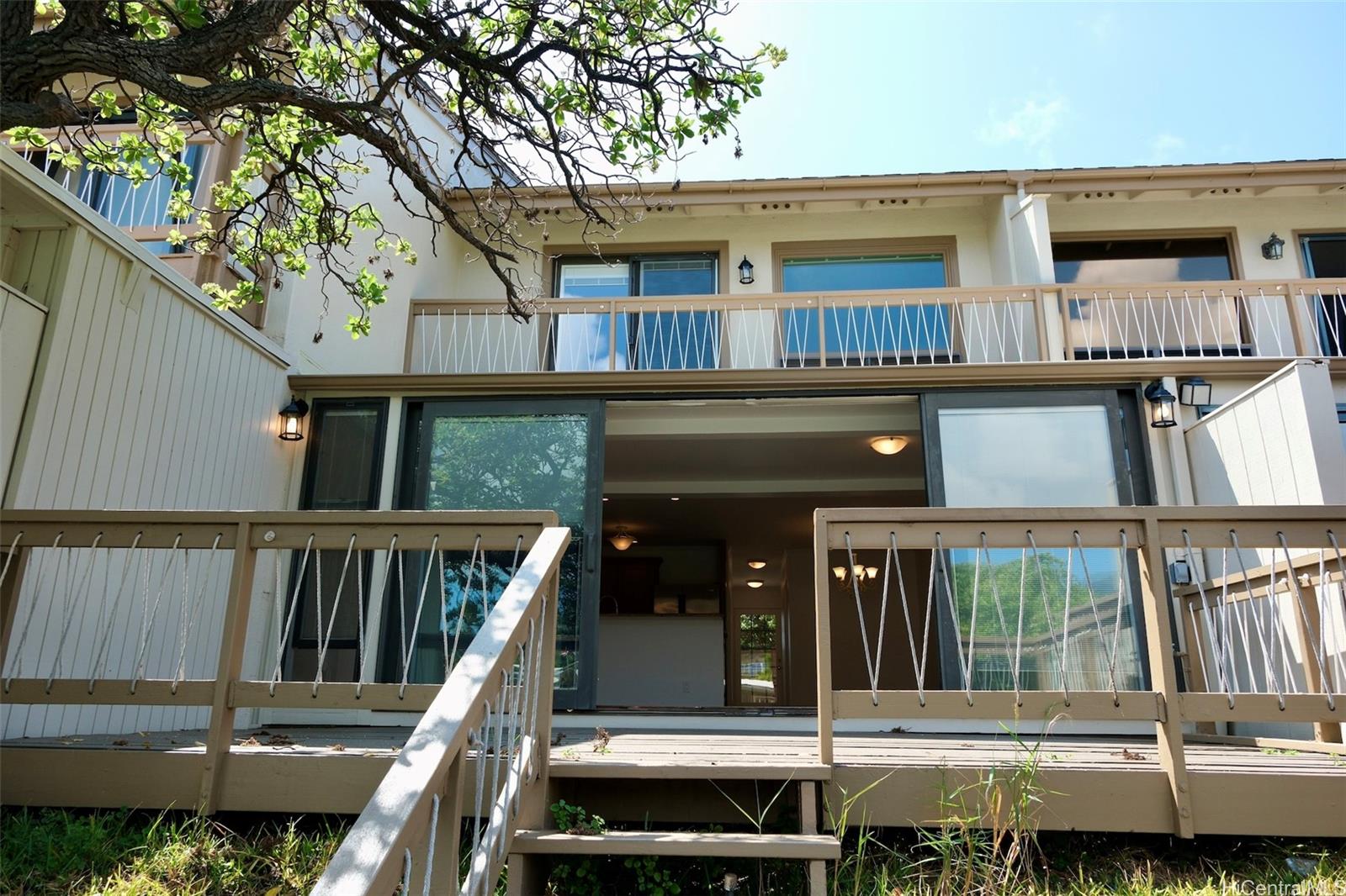 Moorings condo # 19, Honolulu, Hawaii - photo 17 of 24