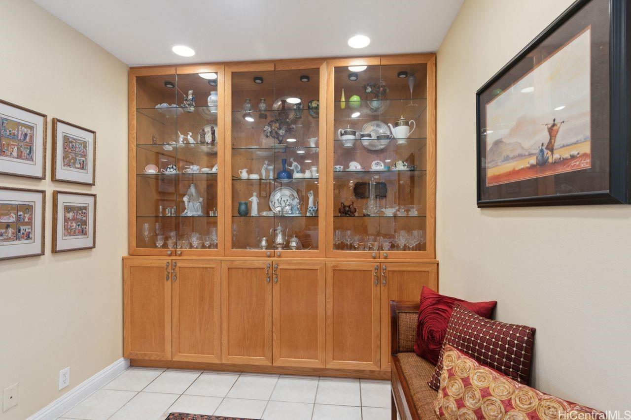 Moorings condo # 37, Honolulu, Hawaii - photo 12 of 25
