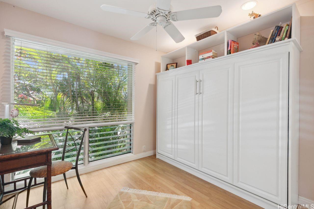 Moorings condo # 37, Honolulu, Hawaii - photo 21 of 25