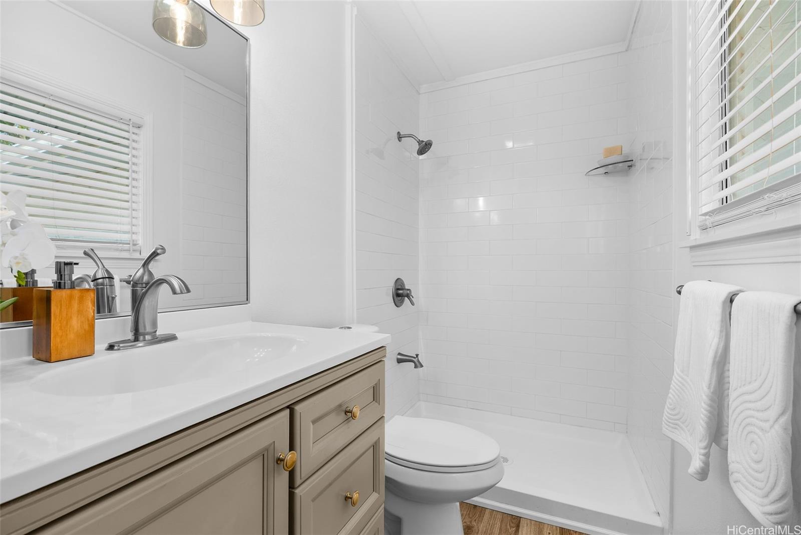 638  Keolu Drive Enchanted Lake, Kailua home - photo 14 of 25