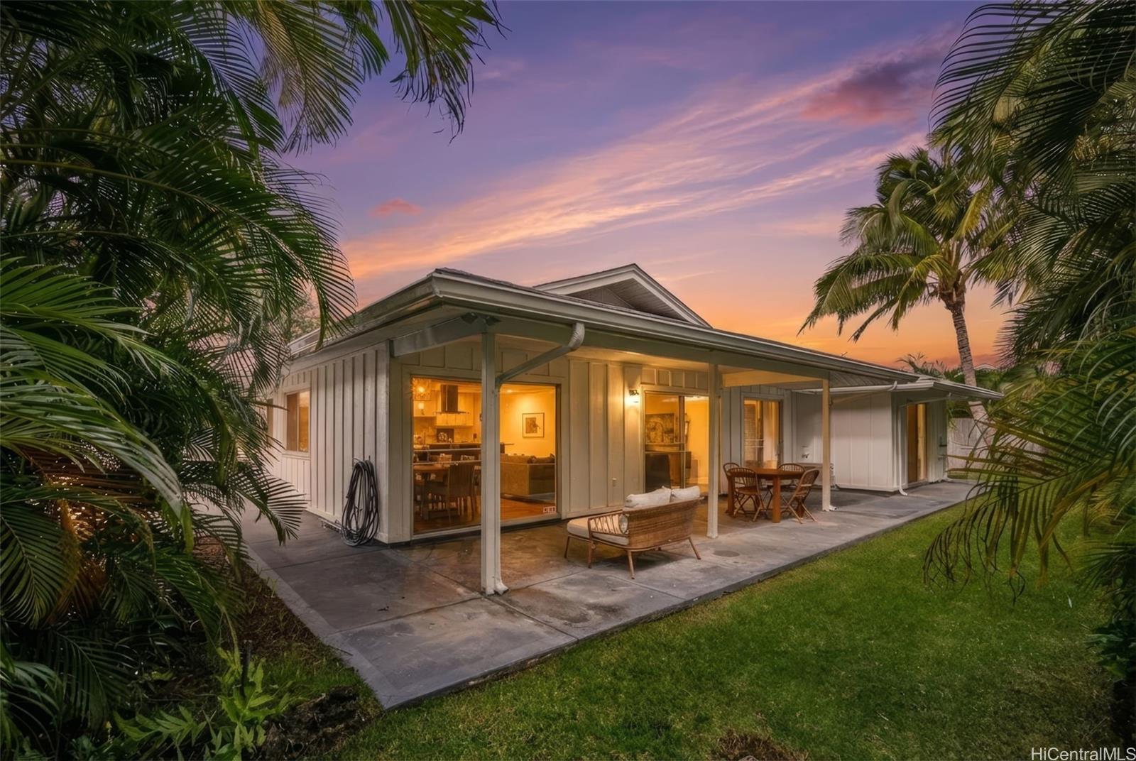 638  Keolu Drive Enchanted Lake, Kailua home - photo 20 of 25