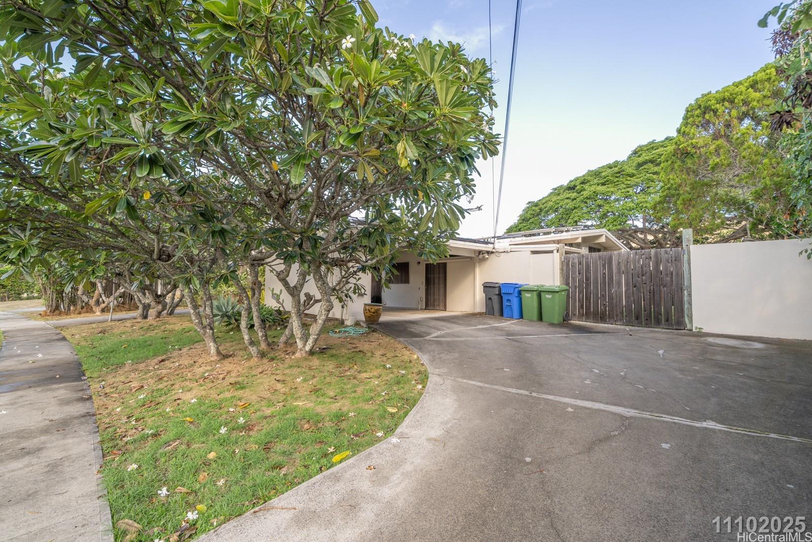 641 Paopua Loop Kailua - Rental - photo 2 of 24
