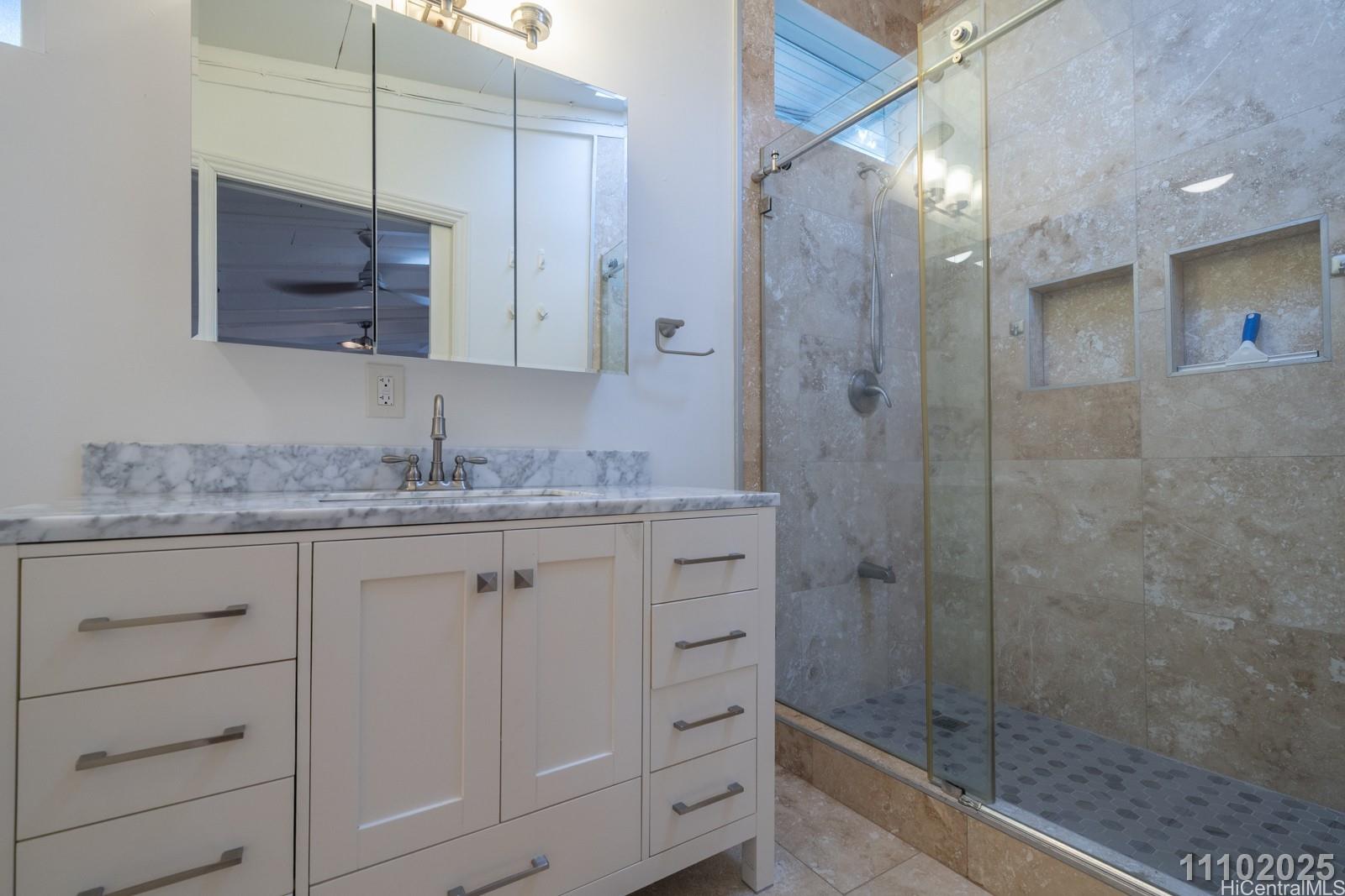 641 Paopua Loop Kailua - Rental - photo 11 of 24