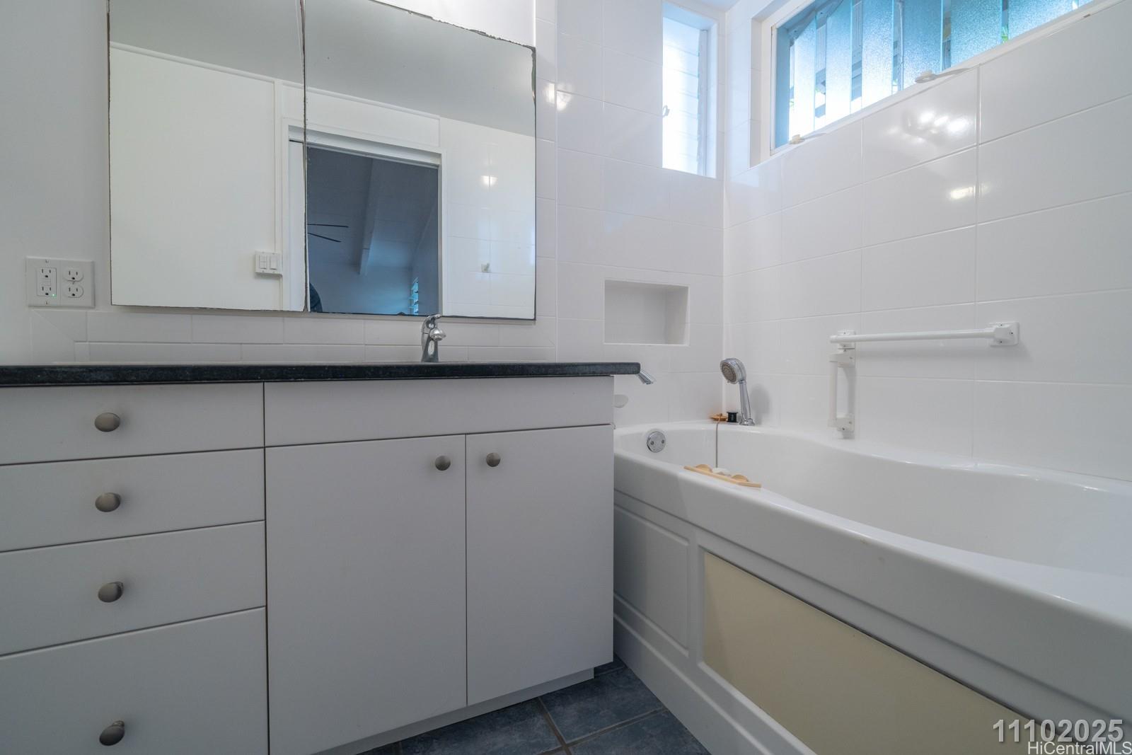 641 Paopua Loop Kailua - Rental - photo 20 of 24