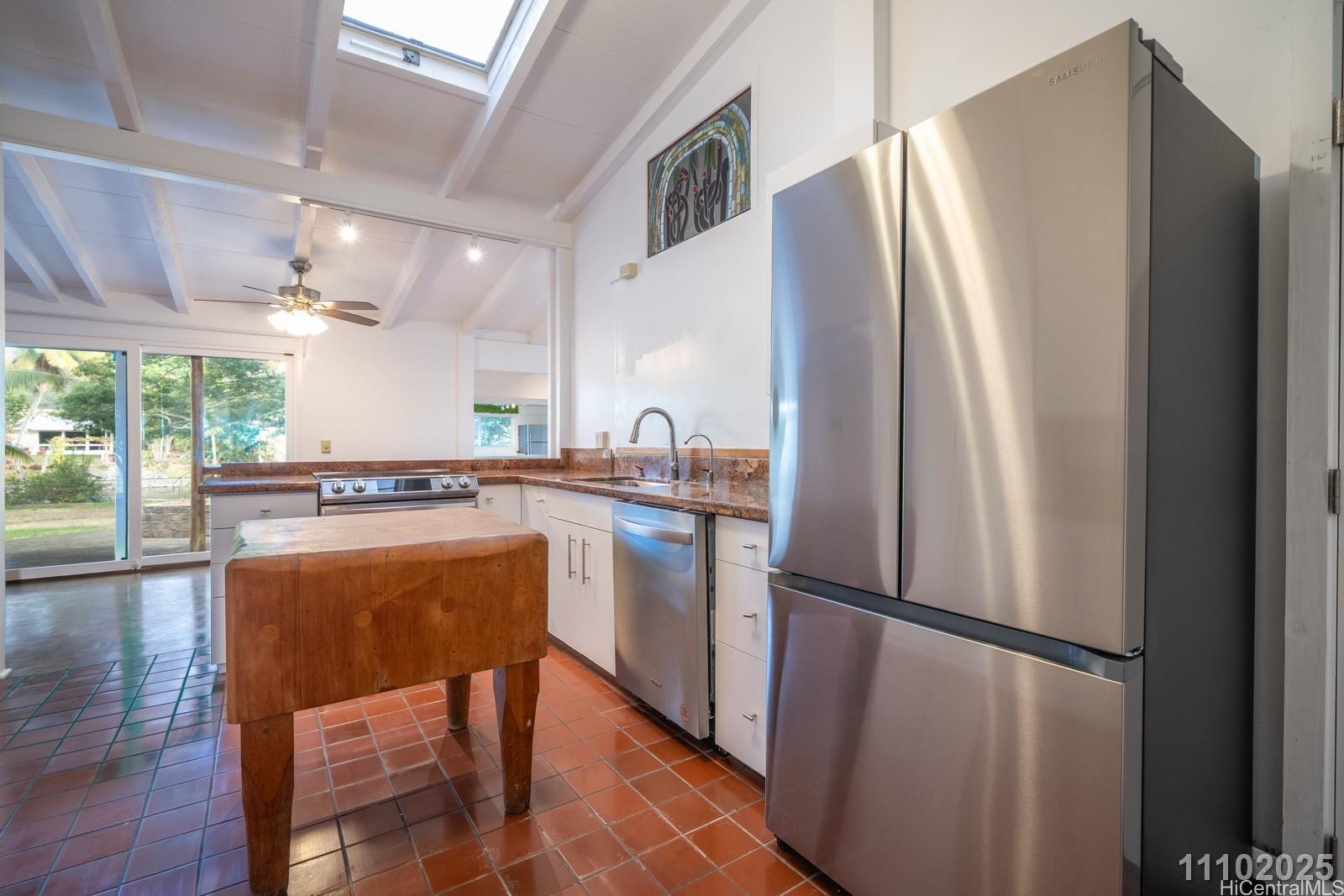 641 Paopua Loop Kailua - Rental - photo 9 of 24