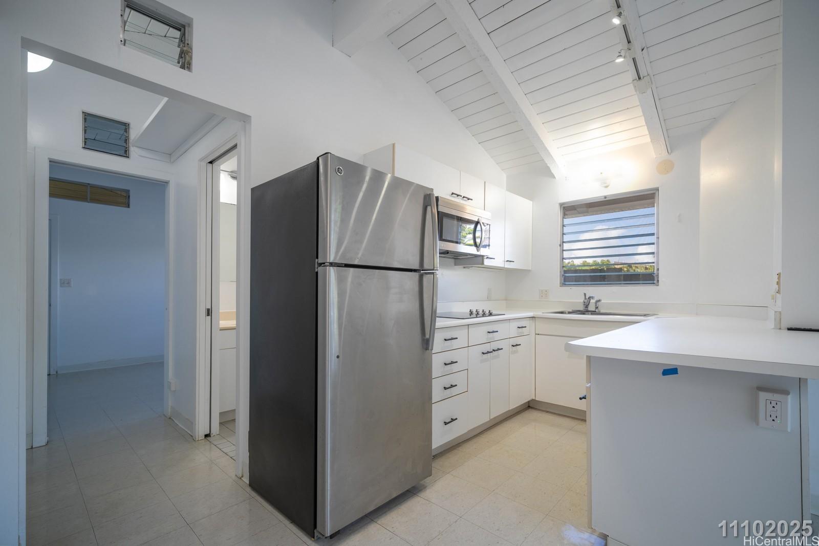 641 Paopua Loop Kailua - Rental - photo 9 of 20