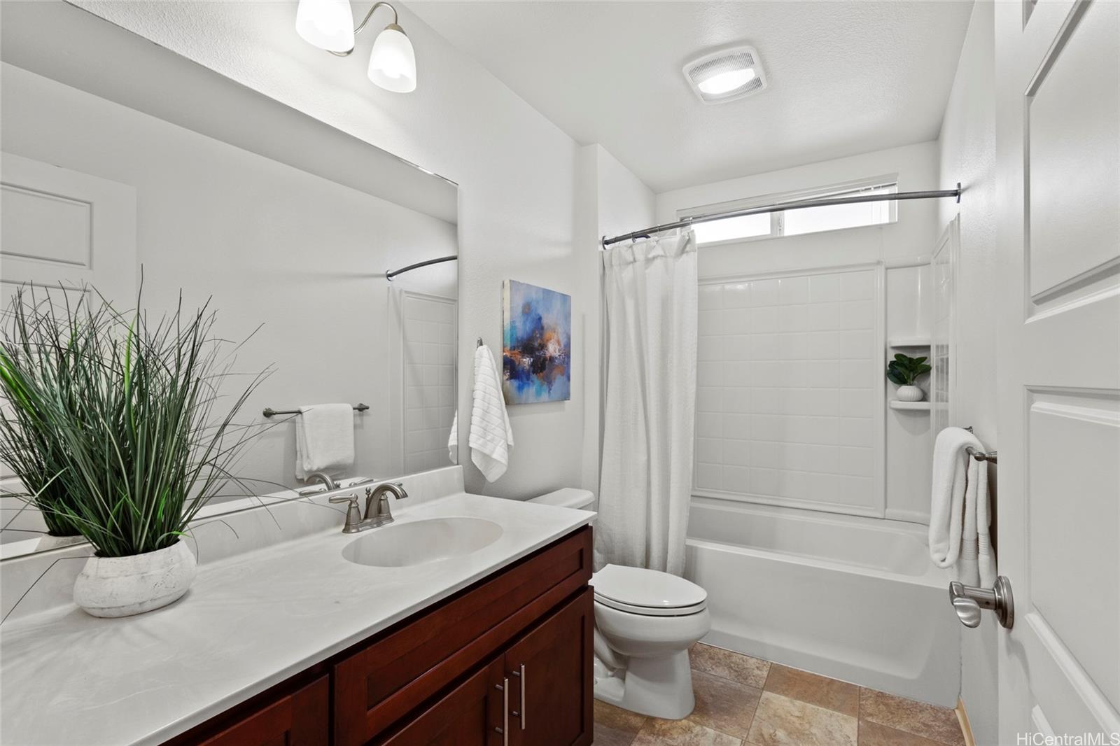 Mehana townhouse # 1301, Kapolei, Hawaii - photo 7 of 23