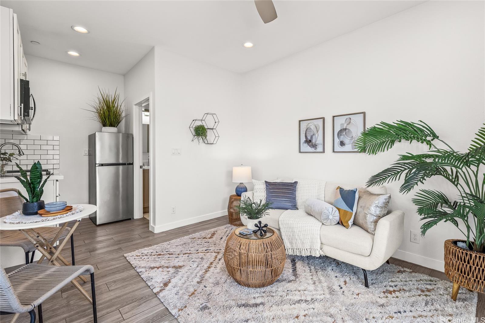 642  Vineyard Blvd Liliha, Honolulu home - photo 11 of 25