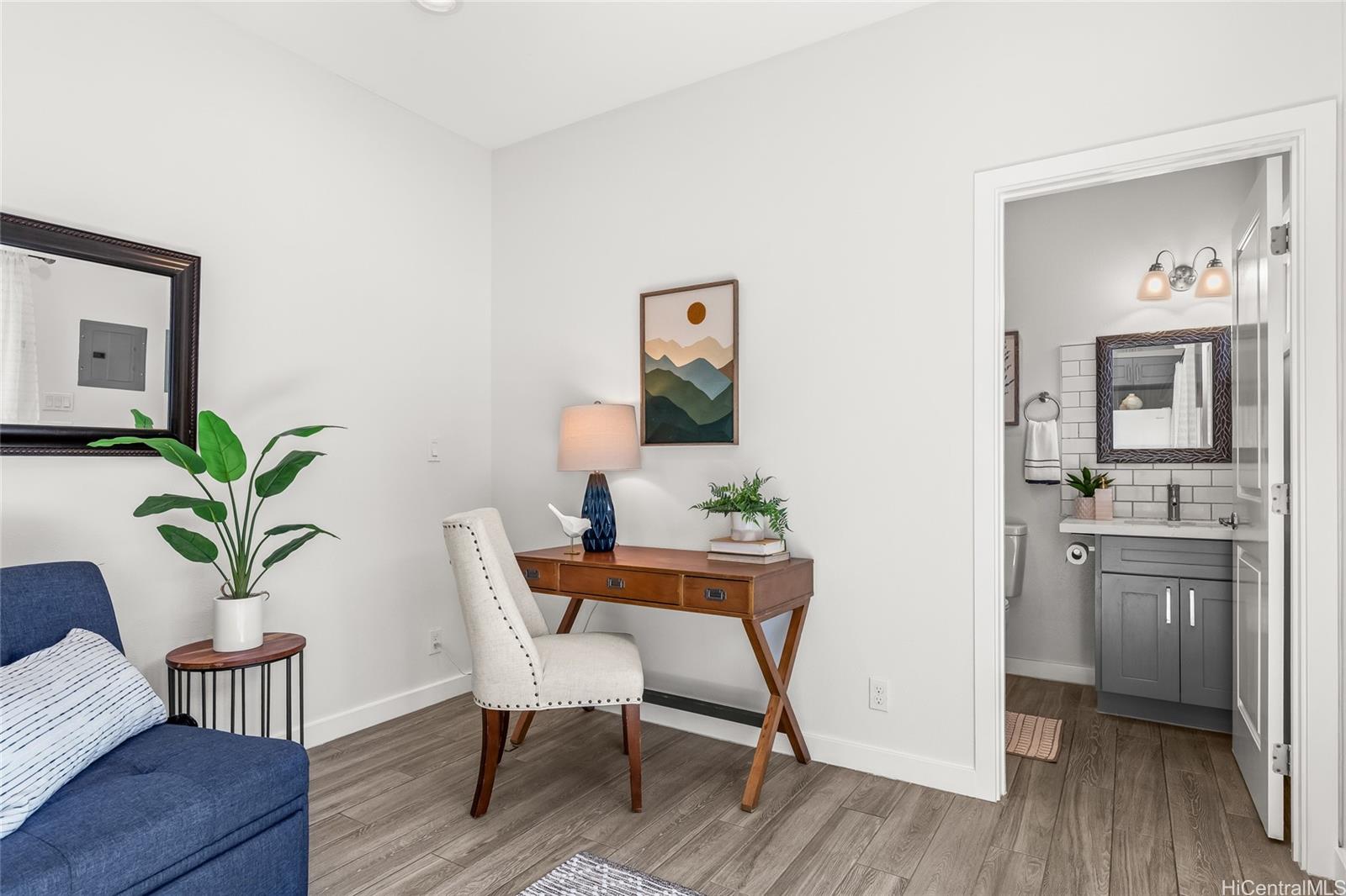 642  Vineyard Blvd Liliha, Honolulu home - photo 16 of 25