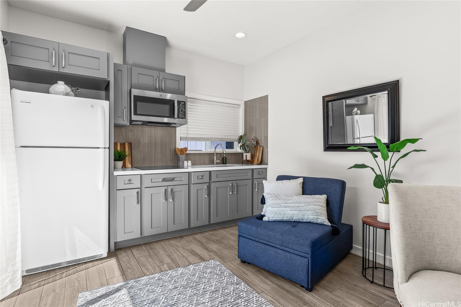 642  Vineyard Blvd Liliha, Honolulu home - photo 17 of 25