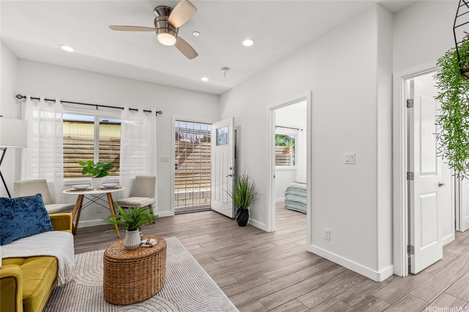 642  Vineyard Blvd Liliha, Honolulu home - photo 3 of 25