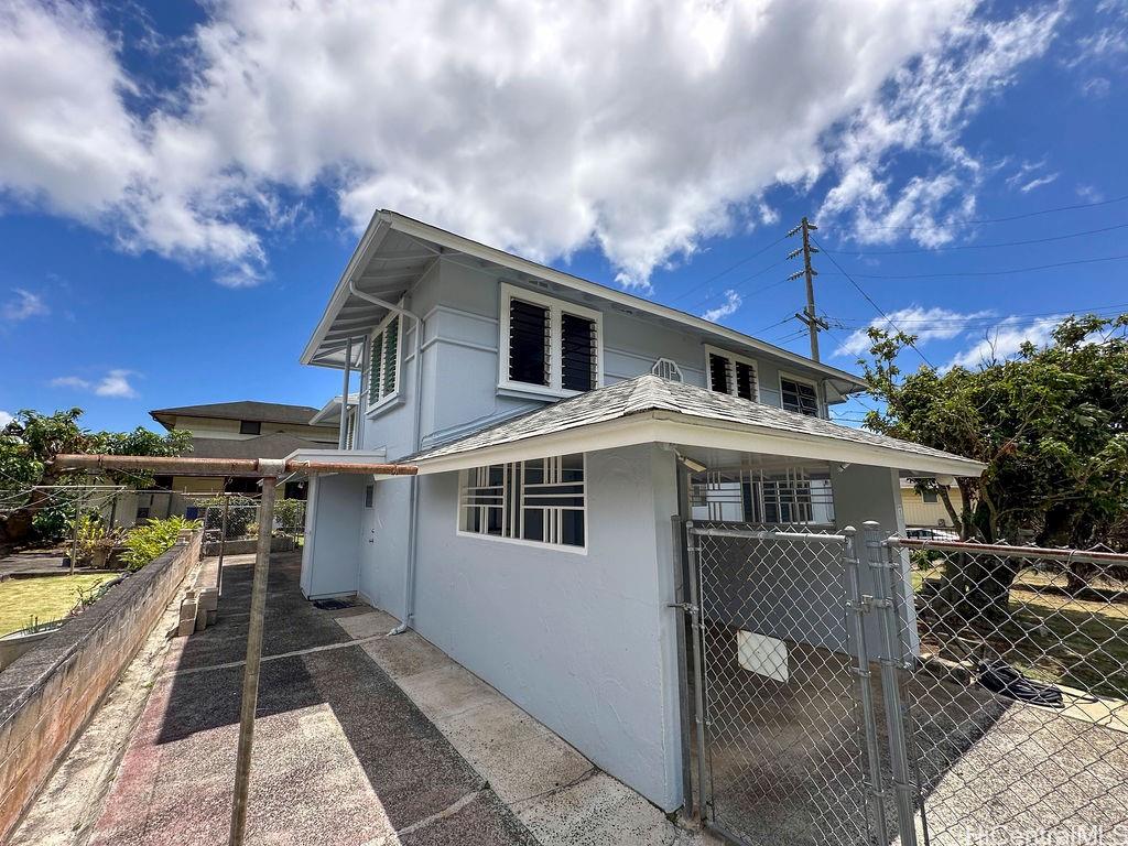 644  Ekekela Place Puunui, Honolulu home - photo 6 of 23