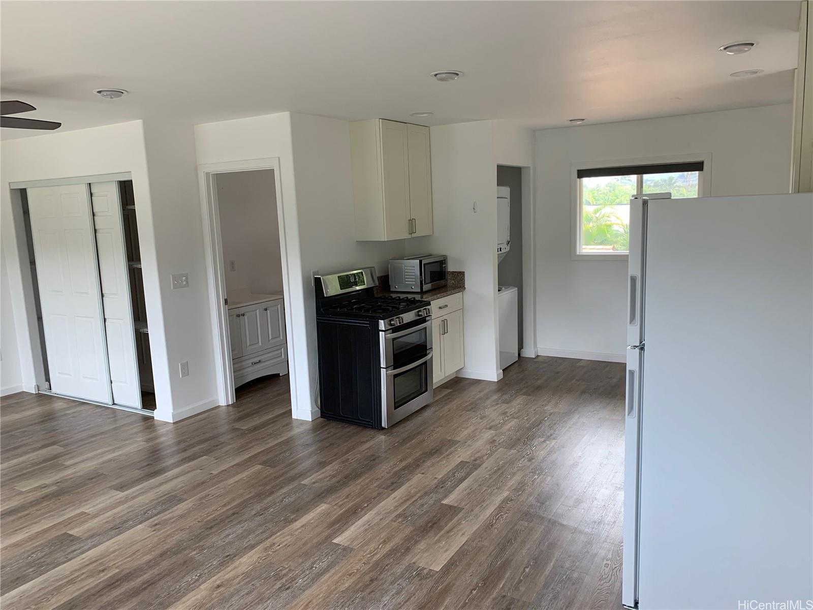 646 Akoakoa Street Kailua - Rental - photo 3 of 15
