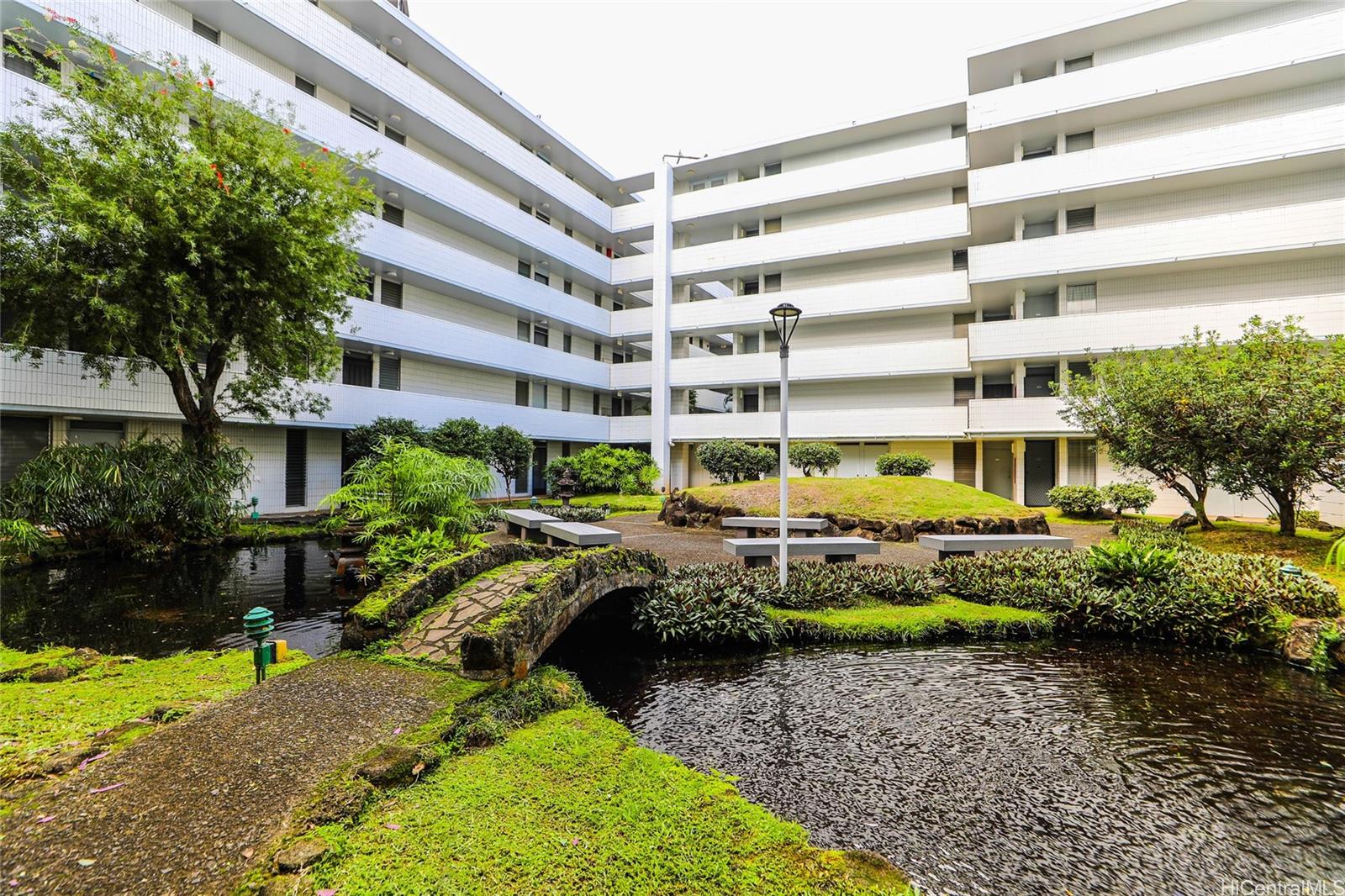 Kunawai Terrace condo # B203, Honolulu, Hawaii - photo 3 of 15