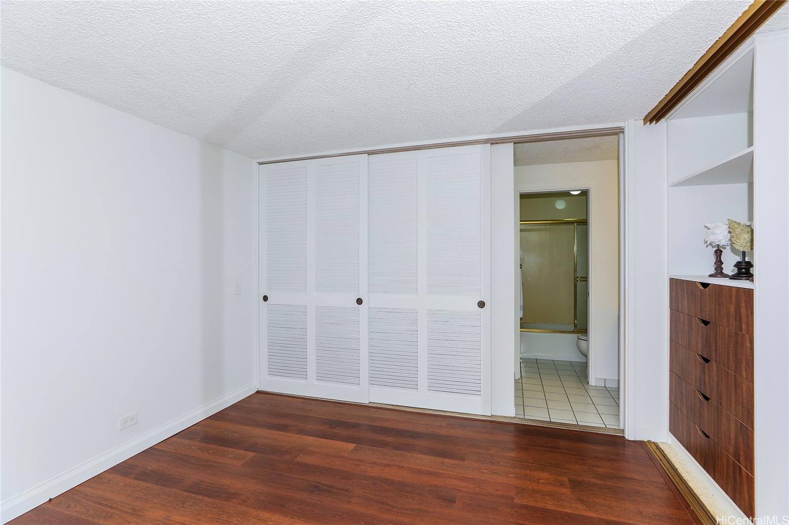 Kunawai Terrace condo # B203, Honolulu, Hawaii - photo 9 of 15