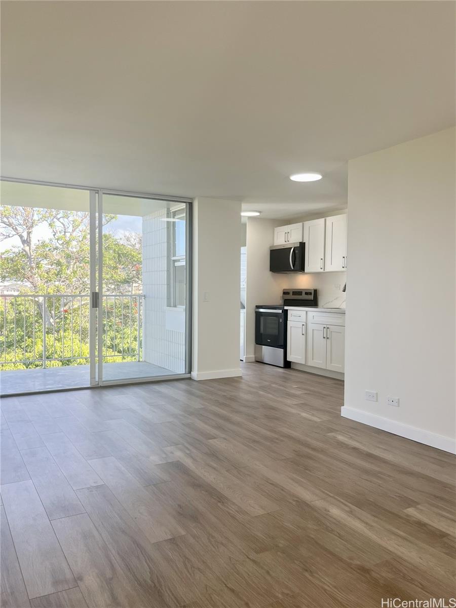 Kunawai Terrace condo # C613, Honolulu, Hawaii - photo 5 of 17