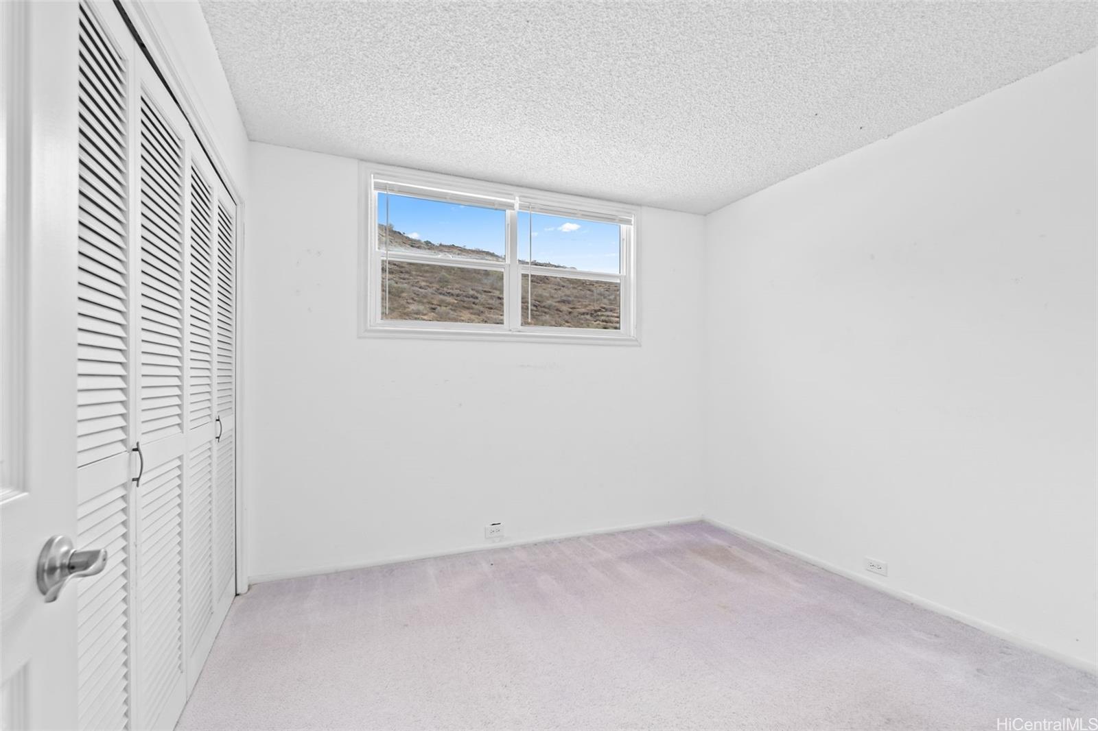 649  Kealahou Street Kalama Valley, Hawaii Kai home - photo 16 of 25