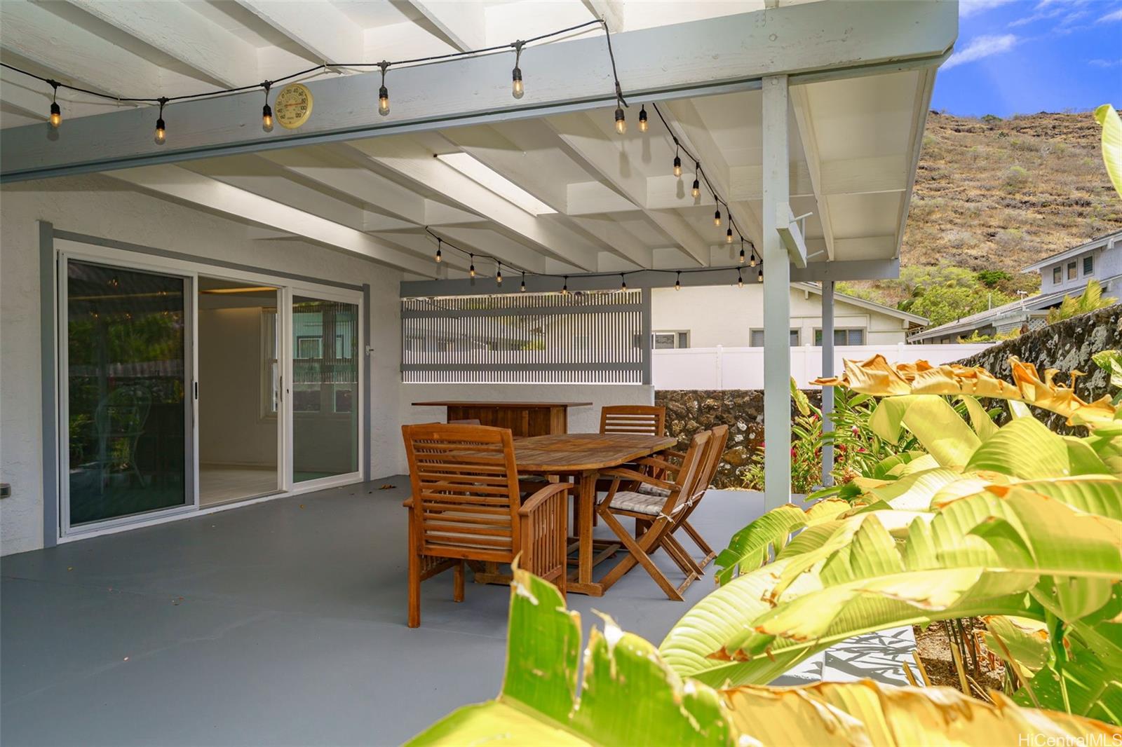 649  Kealahou Street Kalama Valley, Hawaii Kai home - photo 23 of 25