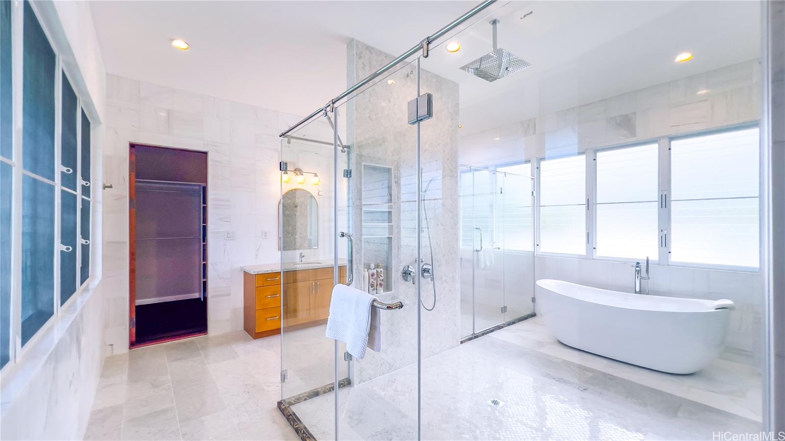 650 Iana St Kailua - Rental - photo 4 of 25