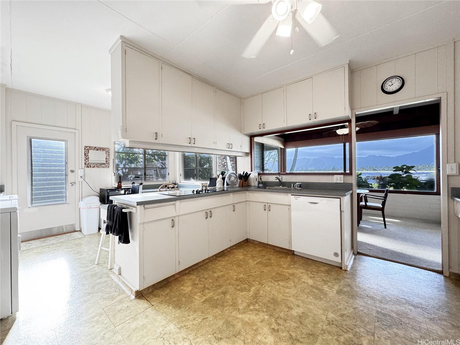 650 Kaimalino St Kailua - Rental - photo 9 of 25